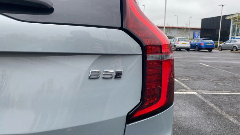 Volvo XC90 2.0 B5P Ultra Dark 5dr AWD Geartronic Petrol Estate